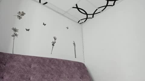 Snapshot of vanesaxd chatting on 10-14-25, 12:50 Vanessa online show from 10-14-25, 12:50