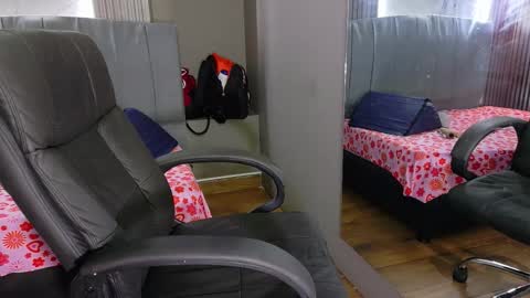 Vanessa online show from 02-25-26, 10:19