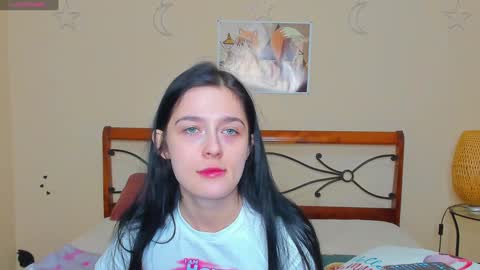 Snapshot of vanessa_florence chatting on 01-31-25, 12:50 RUSSIAN BARBIE BABE online show from 01-31-25, 12:50