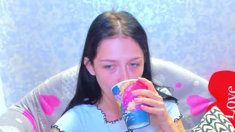 Snapshot of vanessa_florence chatting on 09-26-25, 01:09 RUSSIAN BARBIE BABE online show from 09-26-25, 01:09