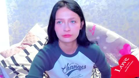 Snapshot of vanessa_florence chatting on 10-02-25, 04:41 RUSSIAN BARBIE BABE online show from 10-02-25, 04:41