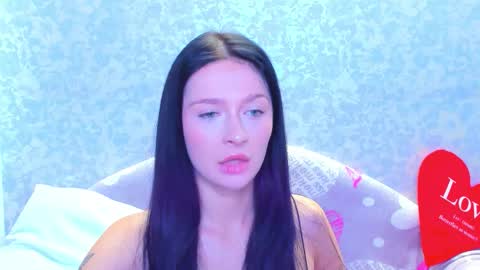 Snapshot of vanessa_florence chatting on 10-10-25, 02:54 RUSSIAN BARBIE BABE online show from 10-10-25, 02:54