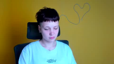 Snapshot of vanessa_lissme chatting on 07-15-26, 05:23 Vanessa online show from 07-15-26, 05:23