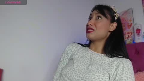 Snapshot of vanessa_lovea chatting on 01-09-25, 02:11 Vanessa online show from 01-09-25, 02:11