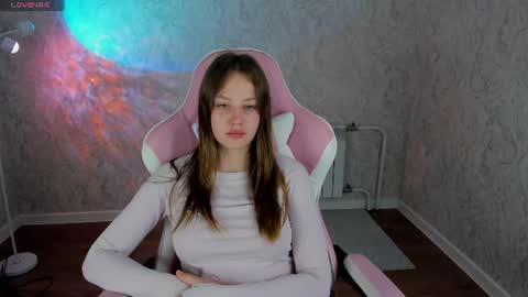 Snapshot of vanessa_sinclairr chatting on 07-31-26, 01:49 Vanessa online show from 07-31-26, 01:49