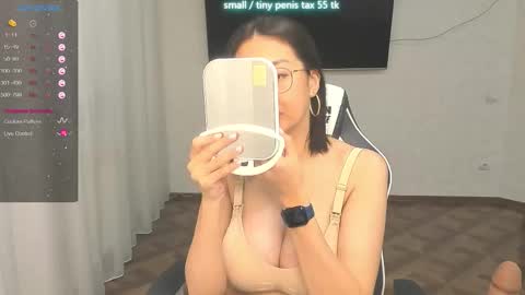 Snapshot of vanessa_sxy chatting on 11-17-25, 06:46 Vanessa online show from 11-17-25, 06:46