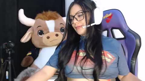 Vane Wead online show from 07-23-26, 04:54
