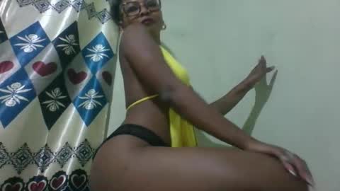 vanessah64 online show from 04-21-26, 08:20