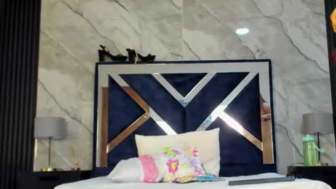 Vanessa Hard online show from 02-07-26, 07:50