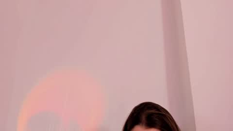 Snapshot of vanessajohnsonn chatting on 05-06-26, 10:59 vanessajohnsonn online show from 05-06-26, 10:59