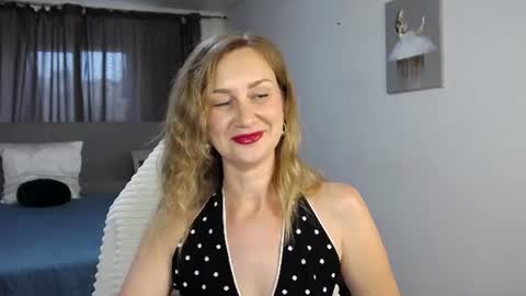 Snapshot of vanessakleiner chatting on 06-13-26, 01:31 Vanessa online show from 06-13-26, 01:31