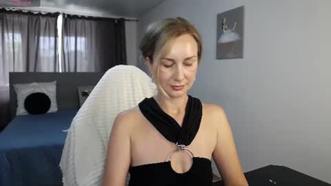 Snapshot of vanessakleiner chatting on 07-11-26, 09:23 Vanessa online show from 07-11-26, 09:23