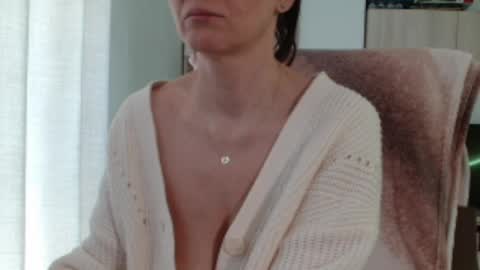 Vanessa online show from 04-01-26, 12:17