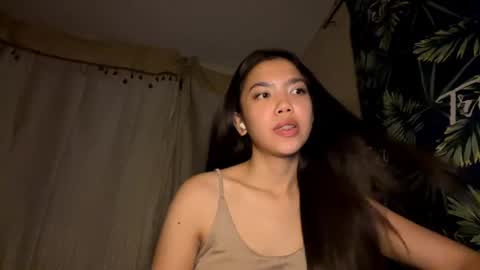 Snapshot of vanessam03 chatting on 07-22-26, 03:37 vanessam03 online show from 07-22-26, 03:37