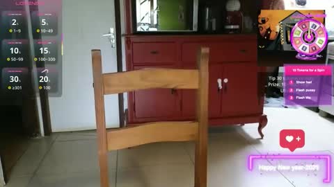 Snapshot of vanessapoetta chatting on 10-17-25, 05:48 vanessapoetta online show from 10-17-25, 05:48