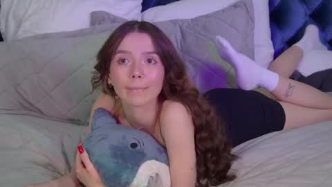 VanessaVienne online show from 04-13-26, 04:45