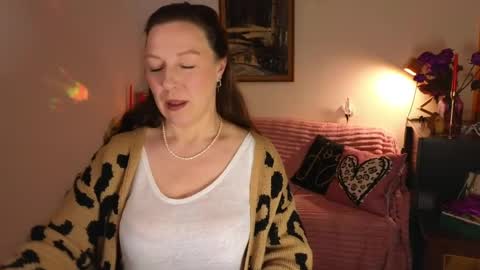 Vanessa online show from 04-18-26, 12:25