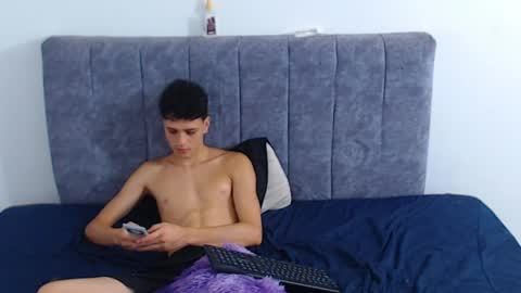 Ruby and Vanie online show from 05-24-26, 10:04