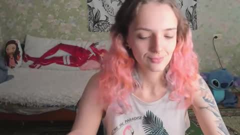 Adelina online show from 10-31-25, 07:53