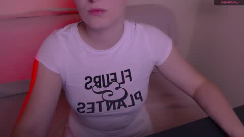 Mia online show from 12-02-25, 07:57