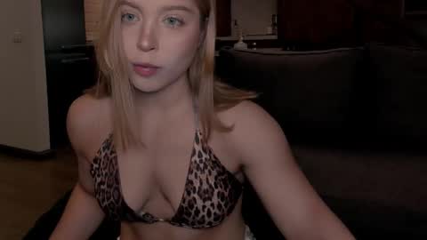 Vanilla online show from 11-06-25, 01:12