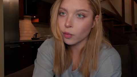 Vanilla online show from 11-19-25, 01:33