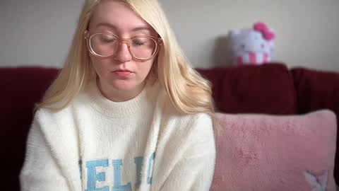 vanillapuddingpie online show from 01-23-25, 05:10