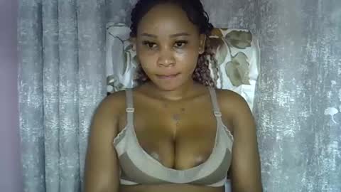 Snapshot of vanillavenus chatting on 05-20-26, 02:34 vanillavenus online show from 05-20-26, 02:34