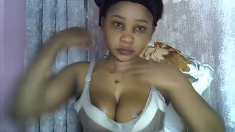 Snapshot of vanillavenus chatting on 06-26-26, 11:03 vanillavenus online show from 06-26-26, 11:03