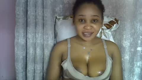 Snapshot of vanillavenus chatting on 06-29-26, 01:33 vanillavenus online show from 06-29-26, 01:33