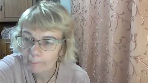 Vanillaxcreamy online show from 12-15-24, 02:37