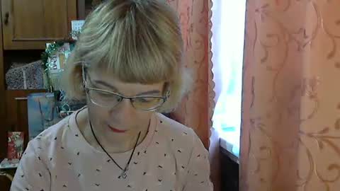 Vanillaxcreamy online show from 12-17-24, 08:45