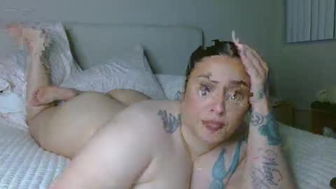 Snapshot of vanitykaine chatting on 05-13-26, 12:30 vanitykaine online show from 05-13-26, 12:30