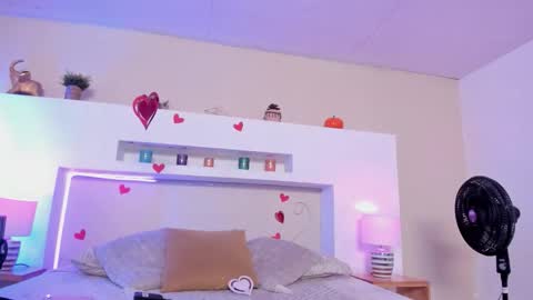 Vanne  online show from 03-06-26, 07:43