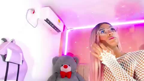 vannesa01 online show from 12-02-24, 03:03