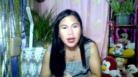 vannesa_0910 online show from 07-10-26, 05:15