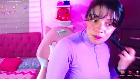 Snapshot of vannessa_shy chatting on 01-16-25, 08:03 Vanesa online show from 01-16-25, 08:03