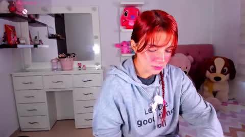 Snapshot of vannessa_shy chatting on 05-08-26, 06:13 Vanesa online show from 05-08-26, 06:13