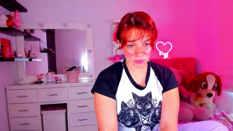 Snapshot of vannessa_shy chatting on 06-11-26, 04:16 Vanesa online show from 06-11-26, 04:16