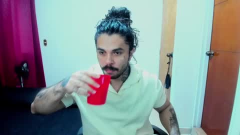 vanvelckan_ online show from 07-21-26, 02:03
