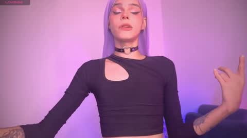 Snapshot of varya_ferreira chatting on 02-27-25, 02:32  Varya Ferreira - independent model  online show from 02-27-25, 02:32