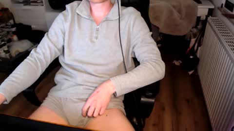 Snapshot of vaslo08 chatting on 05-26-26, 02:57 Vaslo online show from 05-26-26, 02:57