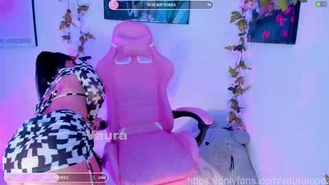 vaura222 online show from 02-07-25, 01:25