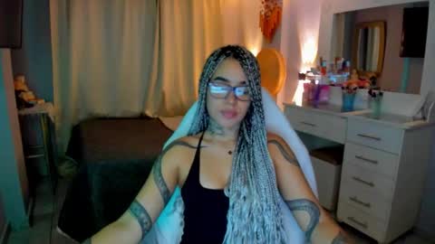Vayolett Bass online show from 03-25-26, 05:30