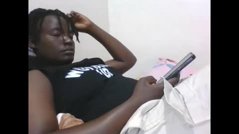 Vee tommy online show from 03-20-26, 07:19