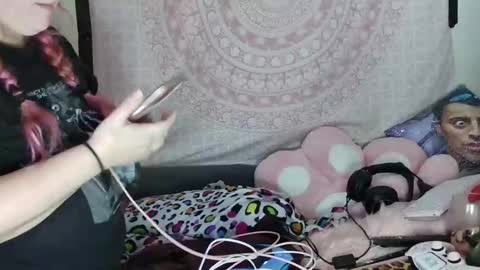 Veronica Lehane online show from 12-07-24, 10:23