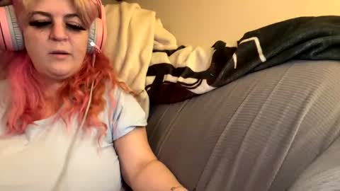 Veronica Lehane online show from 12-18-24, 09:58