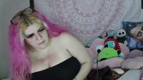 Veronica Lehane online show from 12-23-24, 06:55