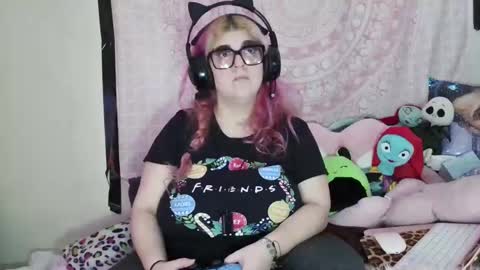 Veronica Lehane online show from 12-24-24, 01:06