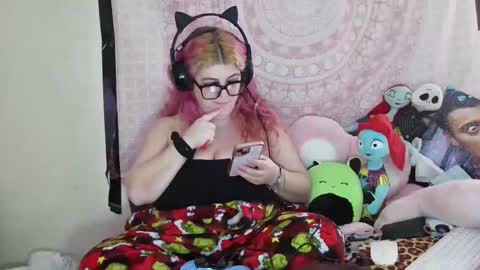 Veronica Lehane online show from 12-26-24, 01:32